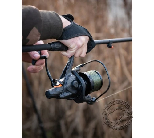 Катушка с бейтраннером Fox Eos 12000 FS Reel