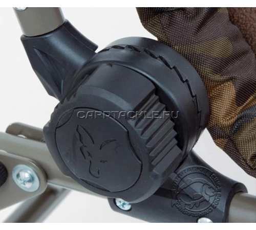 Кресло с подлокотниками Fox R2 Camo Chair