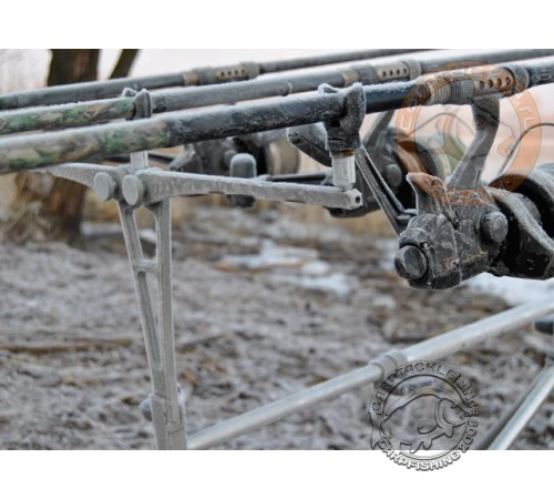 Род-под на три удилища Meccanica Vadese Micro-Nick 3 Rods Matte White